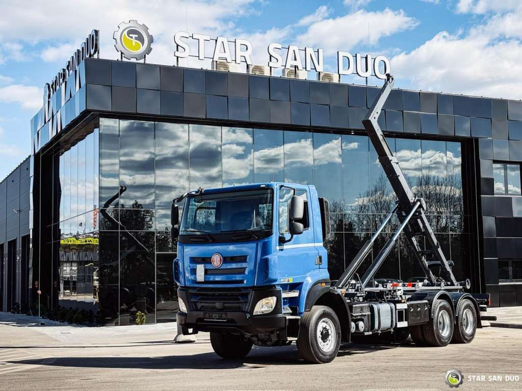 Tatra T158 PHOENIX 6x6 Euro 6 - Kravas automašīna: foto 1 Tatra T158 PHOENIX 6x6 Euro 6 - Kravas automašīna: foto 1