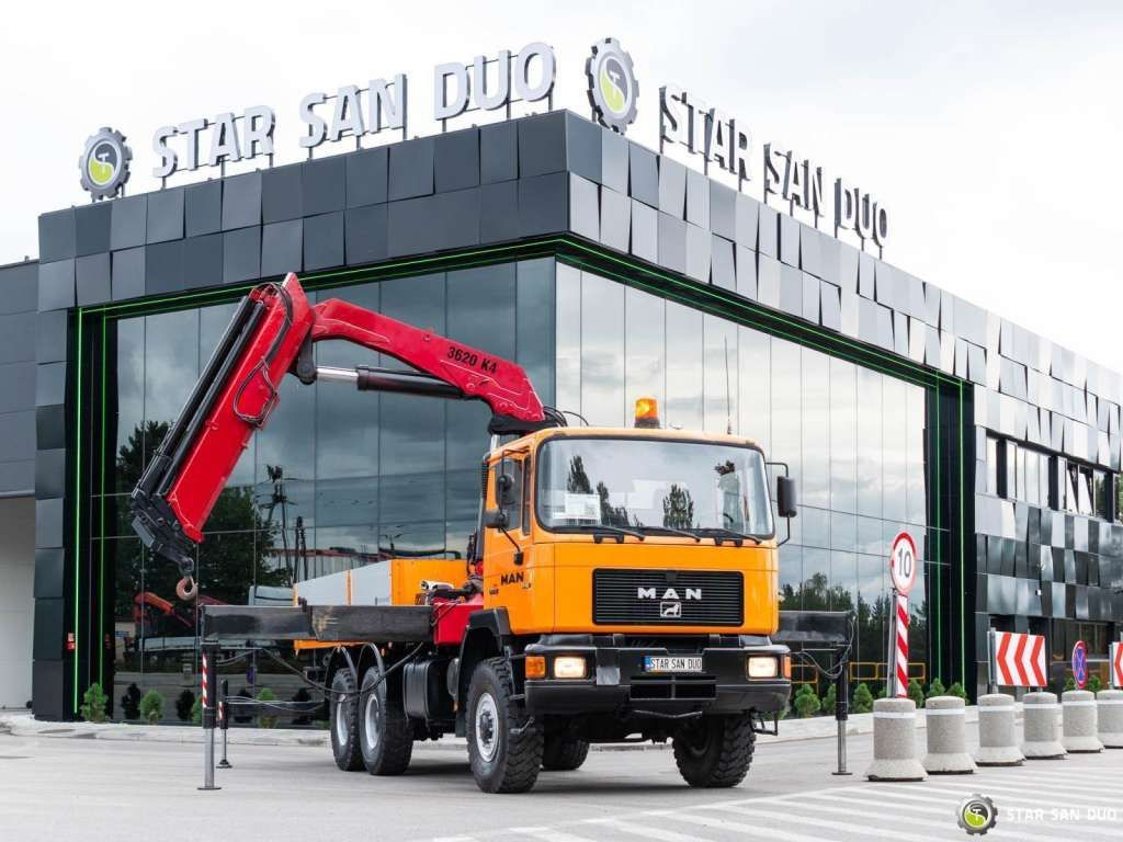 MAN 27.402 F10 6x6 HMF 3620 K4 Hds Crane - Kravas auto ar manipulatoru: foto 1 MAN 27.402 F10 6x6 HMF 3620 K4 Hds Crane - Kravas auto ar manipulatoru: foto 1