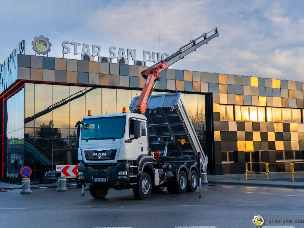 MAN 6x6 TGS 26.360 PALFINGER PK 18002 Kipper KRAN - Kravas auto ar manipulatoru, Kravas automašīna pašizgāzējs: foto 3 MAN 6x6 TGS 26.360 PALFINGER PK 18002 Kipper KRAN - Kravas auto ar manipulatoru, Kravas automašīna pašizgāzējs: foto 3