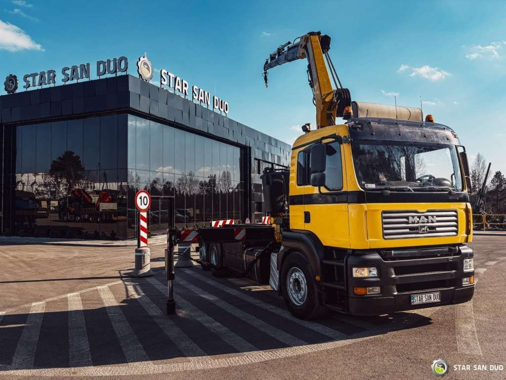 MAN TGA 18.440 6x2 FASSI F 210 A.24 Crane Rotator - Kravas auto ar manipulatoru: foto 2 MAN TGA 18.440 6x2 FASSI F 210 A.24 Crane Rotator - Kravas auto ar manipulatoru: foto 2