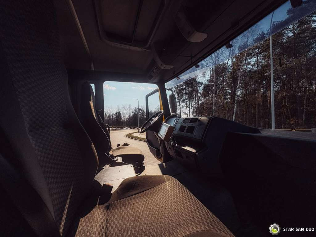 Kravas auto ar manipulatoru MAN  TGA 18.440 6x2 FASSI F 210 A.24  Crane Rotator: foto 17