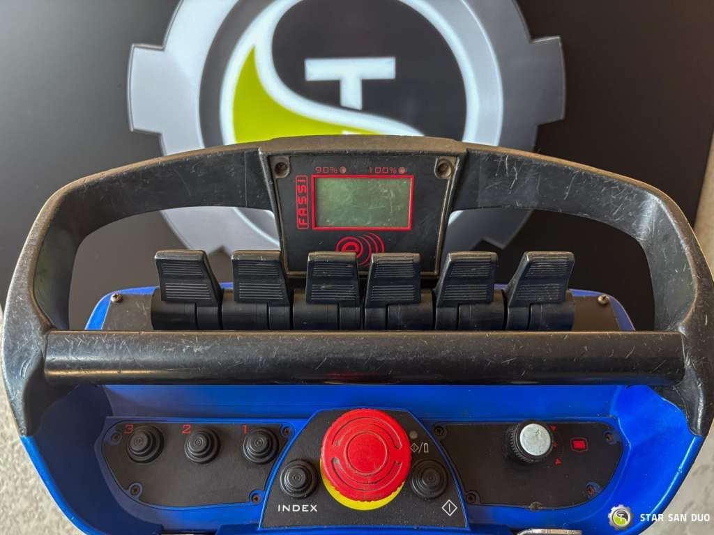 Kravas auto ar manipulatoru MAN  TGA 18.440 6x2 FASSI F 210 A.24  Crane Rotator: foto 24