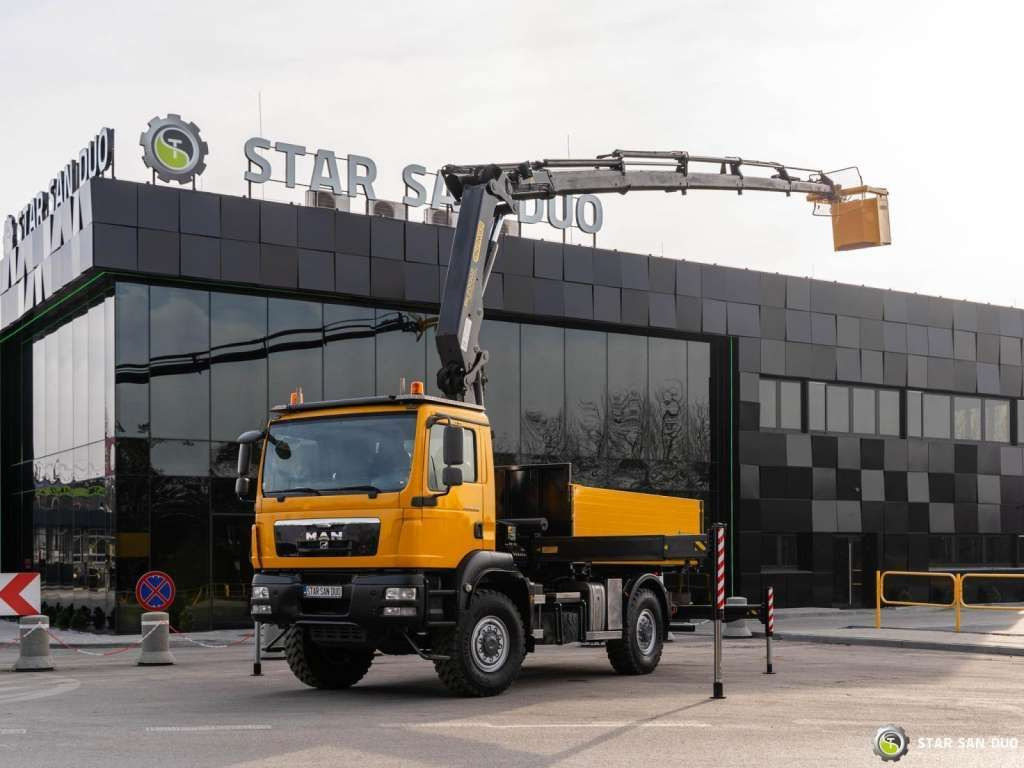 MAN TGM 18.340 4x4 PALFINGER PK 20002 CRANE BASKET MAN TGM 18.340 4x4 PALFINGER PK 20002 CRANE BASKET - Kravas auto ar manipulatoru, Bortu kravas automašīna/ Platforma: foto 1 MAN TGM 18.340 4x4 PALFINGER PK 20002 CRANE BASKET MAN TGM 18.340 4x4 PALFINGER PK 20002 CRANE BASKET - Kravas auto ar manipulatoru, Bortu kravas automašīna/ Platforma: foto 1