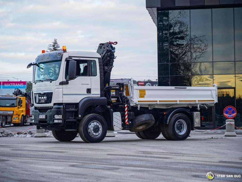 MAN TGS 18.360 4x4 HIAB 144 E-4 Crane Kipper MAN TGS 18.360 4x4 HIAB 144 E-4 Crane Kipper - Kravas automašīna pašizgāzējs: foto 5 MAN TGS 18.360 4x4 HIAB 144 E-4 Crane Kipper MAN TGS 18.360 4x4 HIAB 144 E-4 Crane Kipper - Kravas automašīna pašizgāzējs: foto 5