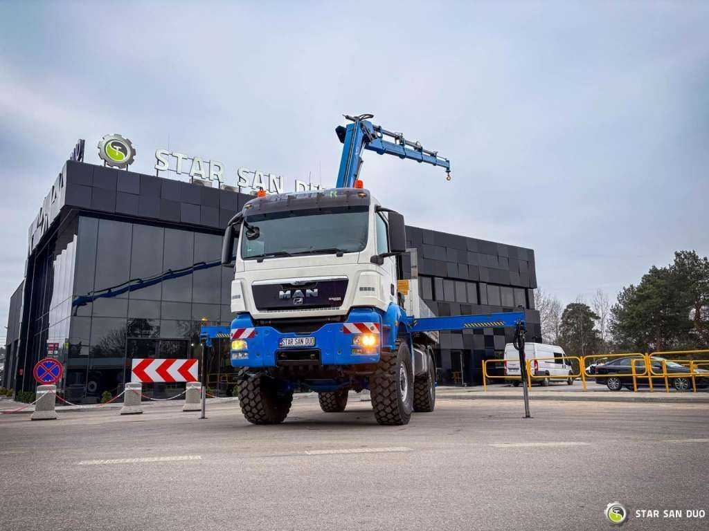 MAN TGS 18.440 4x4 HIAB 166 E-4 CRANE KRAN MAN TGS 18.440 4x4 HIAB 166 E-4 CRANE KRAN - Kravas auto ar manipulatoru, Bortu kravas automašīna/ Platforma: foto 3 MAN TGS 18.440 4x4 HIAB 166 E-4 CRANE KRAN MAN TGS 18.440 4x4 HIAB 166 E-4 CRANE KRAN - Kravas auto ar manipulatoru, Bortu kravas automašīna/ Platforma: foto 3
