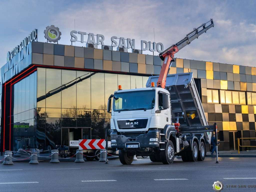 MAN TGS 26.360 6x6 PALFINGER PK 18001 EH Crane Kipe - Kravas automašīna pašizgāzējs: foto 4 MAN TGS 26.360 6x6 PALFINGER PK 18001 EH Crane Kipe - Kravas automašīna pašizgāzējs: foto 4