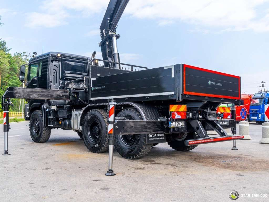 Kravas auto ar manipulatoru MAN  TGS 26.420 6x6 HMF 3000 K6 Fly Jib Crane Basket: foto 7