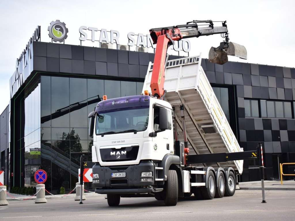 MAN TGS 35.400 8X4 PALFINGER PK 33002 CRANE KIPPER - Kravas auto ar manipulatoru: foto 2 MAN TGS 35.400 8X4 PALFINGER PK 33002 CRANE KIPPER - Kravas auto ar manipulatoru: foto 2
