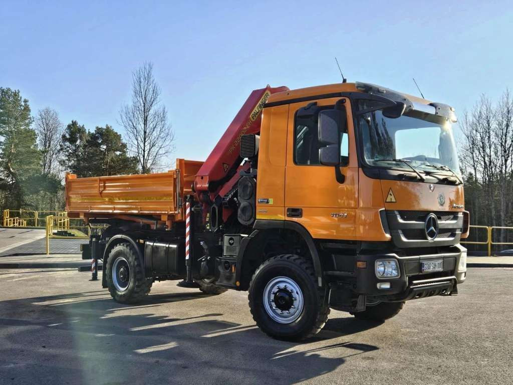 Mercedes-Benz ACTROS 1841 4x4 PALFINGER PK 22002 CRANE KIPER - Kravas auto ar manipulatoru: foto 4 Mercedes-Benz ACTROS 1841 4x4 PALFINGER PK 22002 CRANE KIPER - Kravas auto ar manipulatoru: foto 4