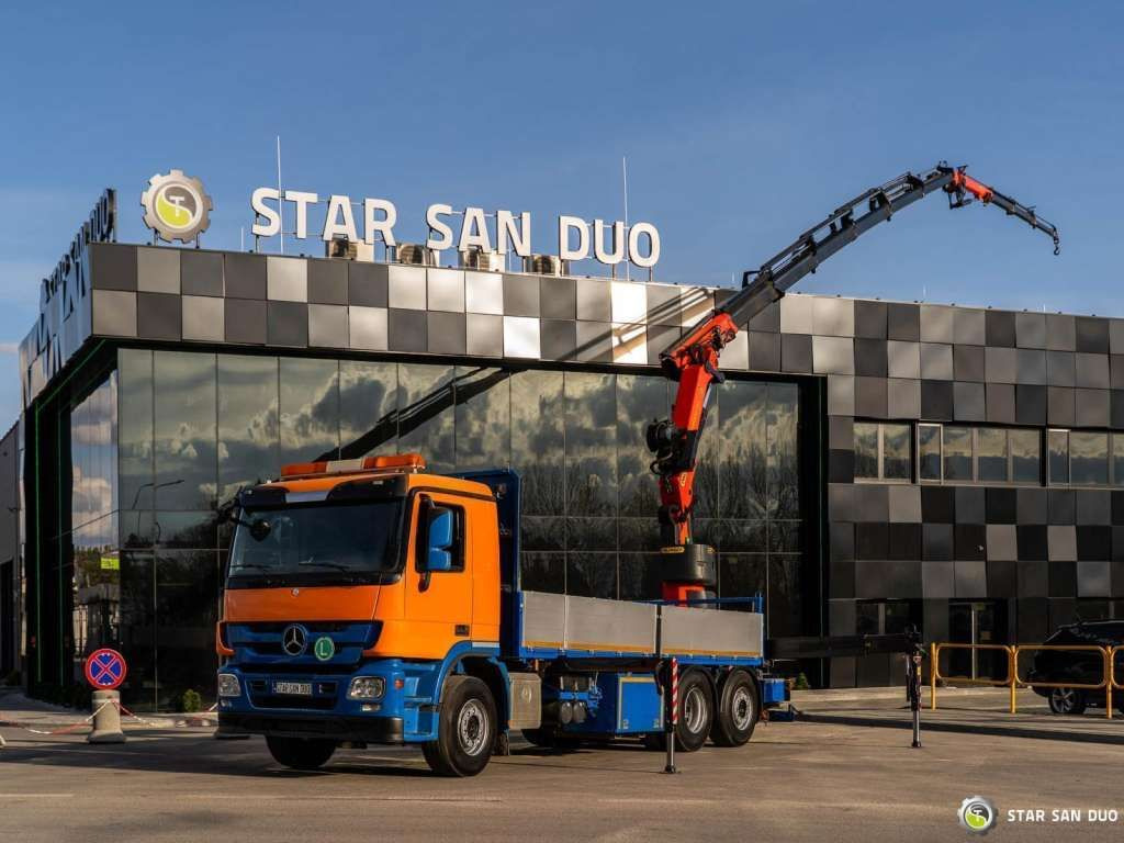 Kravas auto ar manipulatoru Mercedes-Benz ACTROS 2541 6x2 Palfinger PK 34002 Crane Winch: foto 9 Kravas auto ar manipulatoru Mercedes-Benz ACTROS 2541 6x2 Palfinger PK 34002 Crane Winch: foto 9