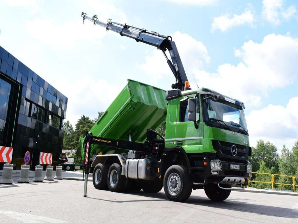 Mercedes-Benz ACTROS 3346 6x6 HIAB 244EP-4 Crane Kipper - Kravas auto ar manipulatoru: foto 2 Mercedes-Benz ACTROS 3346 6x6 HIAB 244EP-4 Crane Kipper - Kravas auto ar manipulatoru: foto 2
