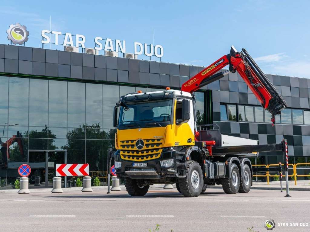 Mercedes-Benz AROCS 3345 6x6 PALFINGER PK 33002 Euro 6 Crane - Kravas auto ar manipulatoru: foto 5 Mercedes-Benz AROCS 3345 6x6 PALFINGER PK 33002 Euro 6 Crane - Kravas auto ar manipulatoru: foto 5