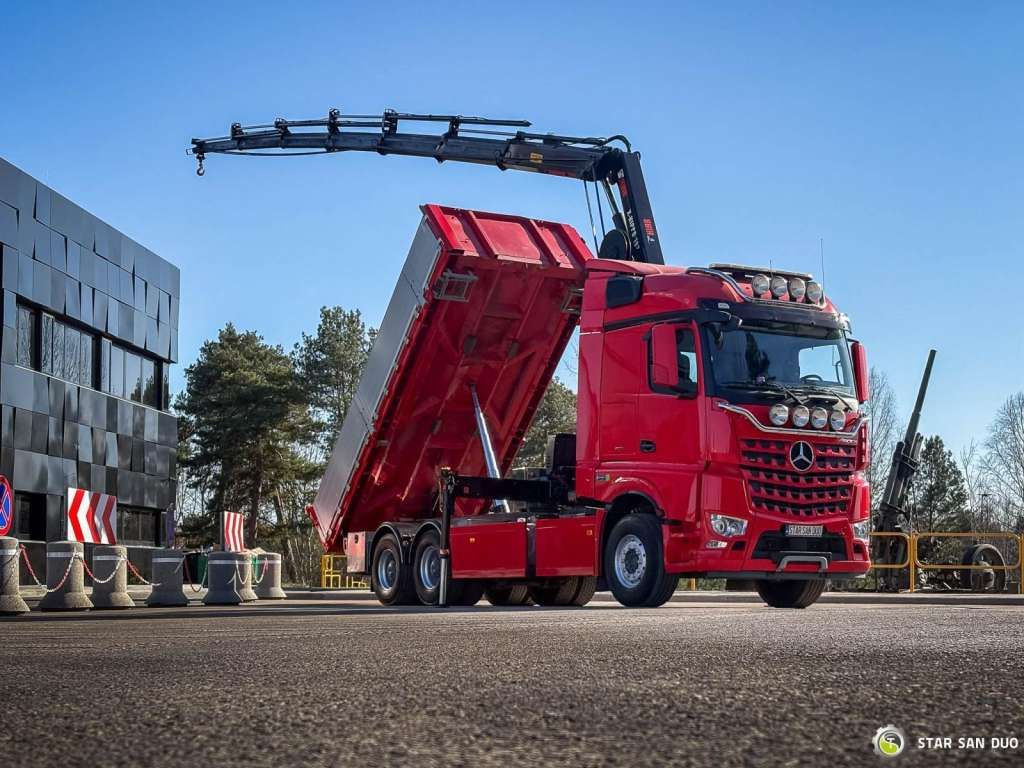 Mercedes-Benz AROCS 3358L 6x4 HIAB 192X-HIPRO E-6 Crane Kippe - Kravas auto ar manipulatoru: foto 3 Mercedes-Benz AROCS 3358L 6x4 HIAB 192X-HIPRO E-6 Crane Kippe - Kravas auto ar manipulatoru: foto 3