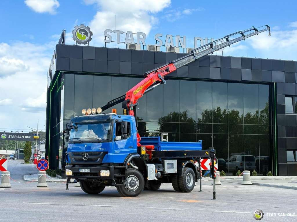 Mercedes-Benz AXOR 1833 4x4 Palfinger PK 22002 EH Crane Winch - Kravas automašīna pašizgāzējs: foto 4 Mercedes-Benz AXOR 1833 4x4 Palfinger PK 22002 EH Crane Winch - Kravas automašīna pašizgāzējs: foto 4