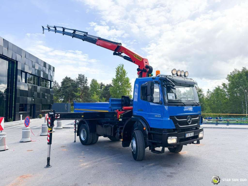 Mercedes-Benz AXOR 1833 4x4 Palfinger PK 22002 EH Crane Winch - Kravas auto ar manipulatoru: foto 2 Mercedes-Benz AXOR 1833 4x4 Palfinger PK 22002 EH Crane Winch - Kravas auto ar manipulatoru: foto 2