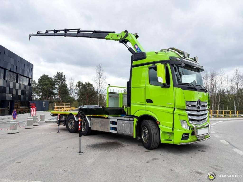 Mercedes-Benz Actros 6x2 HMF 3220 K7 Crane Mercedes-Benz Actros 6x2 HMF 3220 K7 Crane - Kravas auto ar manipulatoru, Bortu kravas automašīna/ Platforma: foto 2 Mercedes-Benz Actros 6x2 HMF 3220 K7 Crane Mercedes-Benz Actros 6x2 HMF 3220 K7 Crane - Kravas auto ar manipulatoru, Bortu kravas automašīna/ Platforma: foto 2