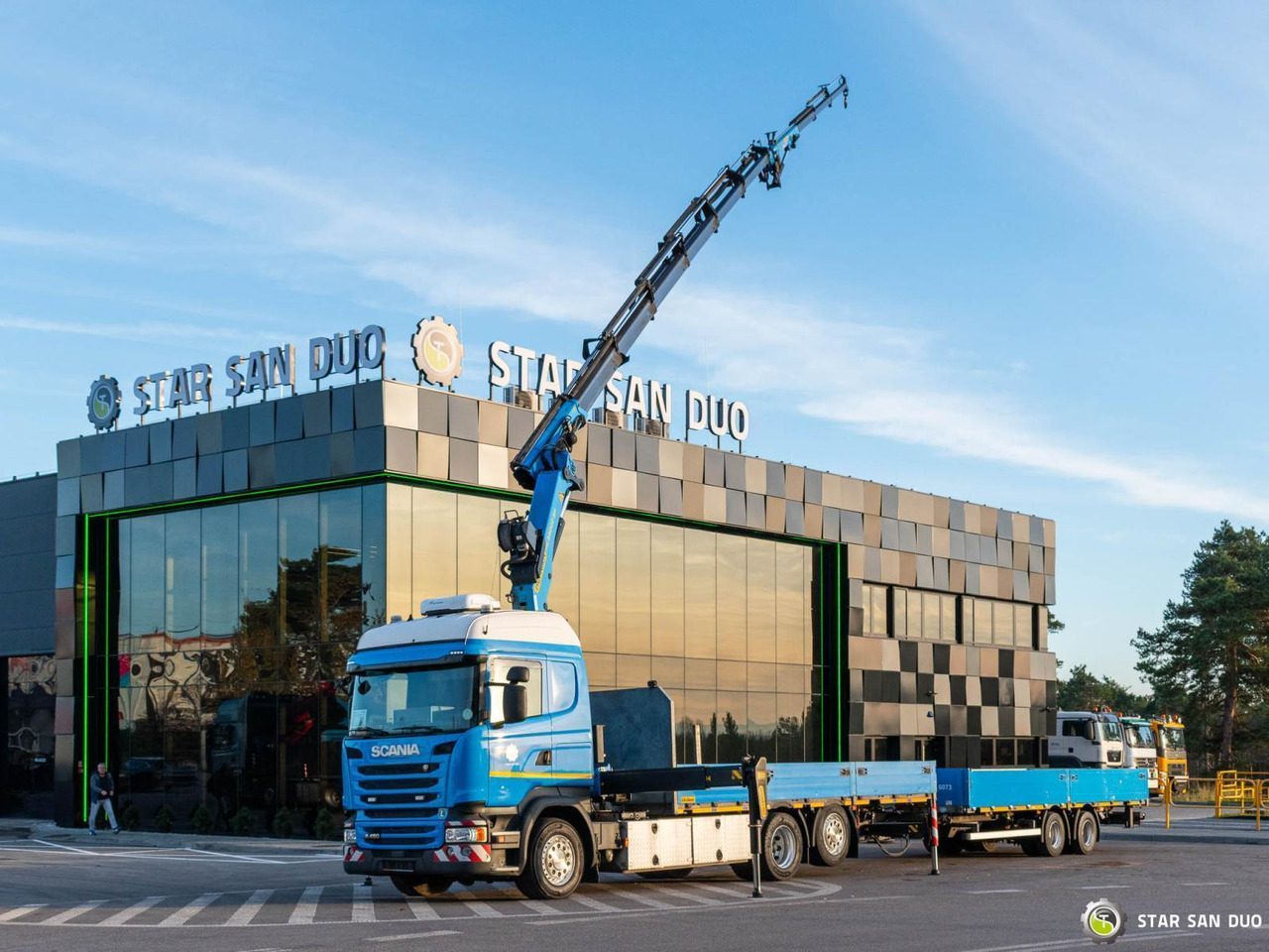 - Kravas auto ar manipulatoru: foto 5 - Kravas auto ar manipulatoru: foto 5