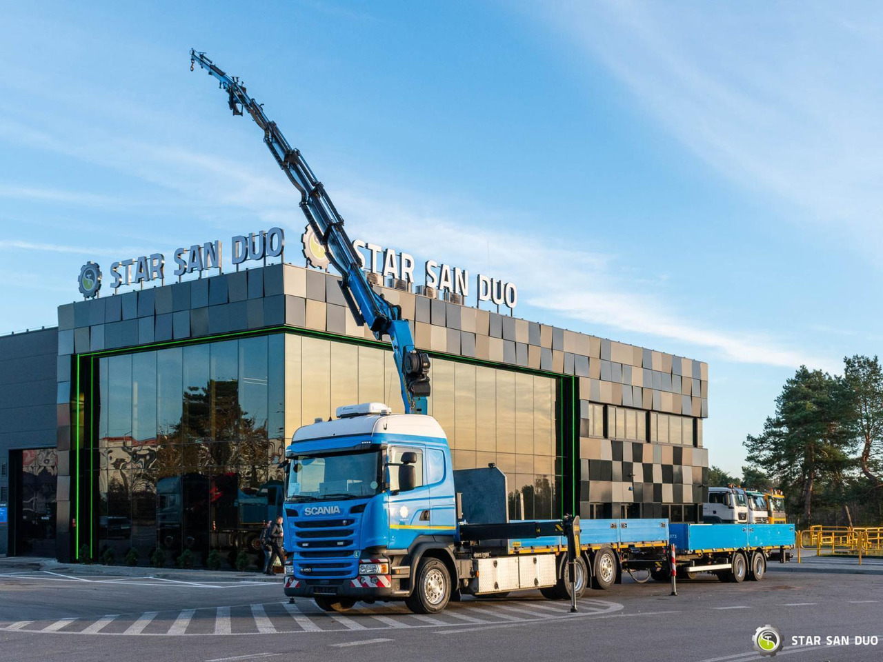 - Kravas auto ar manipulatoru: foto 4 - Kravas auto ar manipulatoru: foto 4