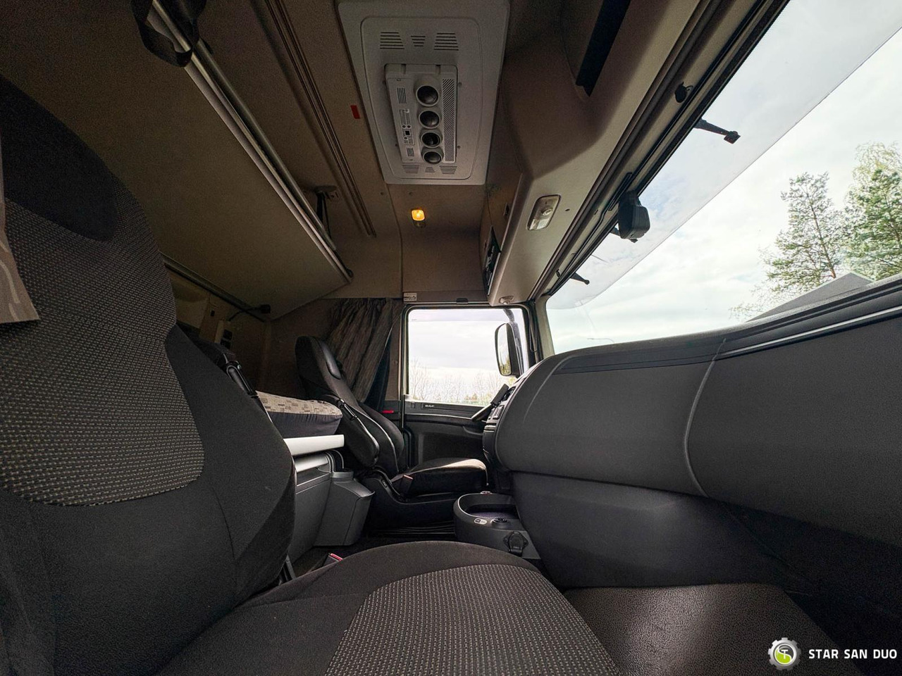 Kravas auto ar manipulatoru : foto 25 Kravas auto ar manipulatoru : foto 25