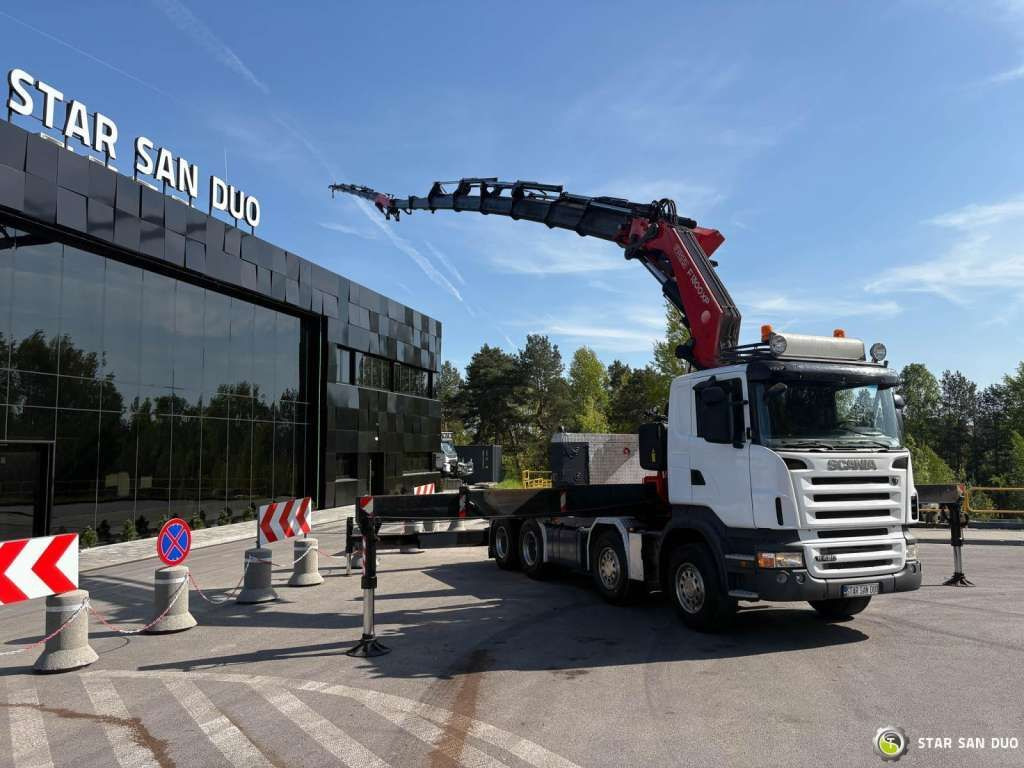 Scania R420 8x4 FASSI F1300 AXP Crane FLY JIB Euro 4 - Vilcējs: foto 2 Scania R420 8x4 FASSI F1300 AXP Crane FLY JIB Euro 4 - Vilcējs: foto 2
