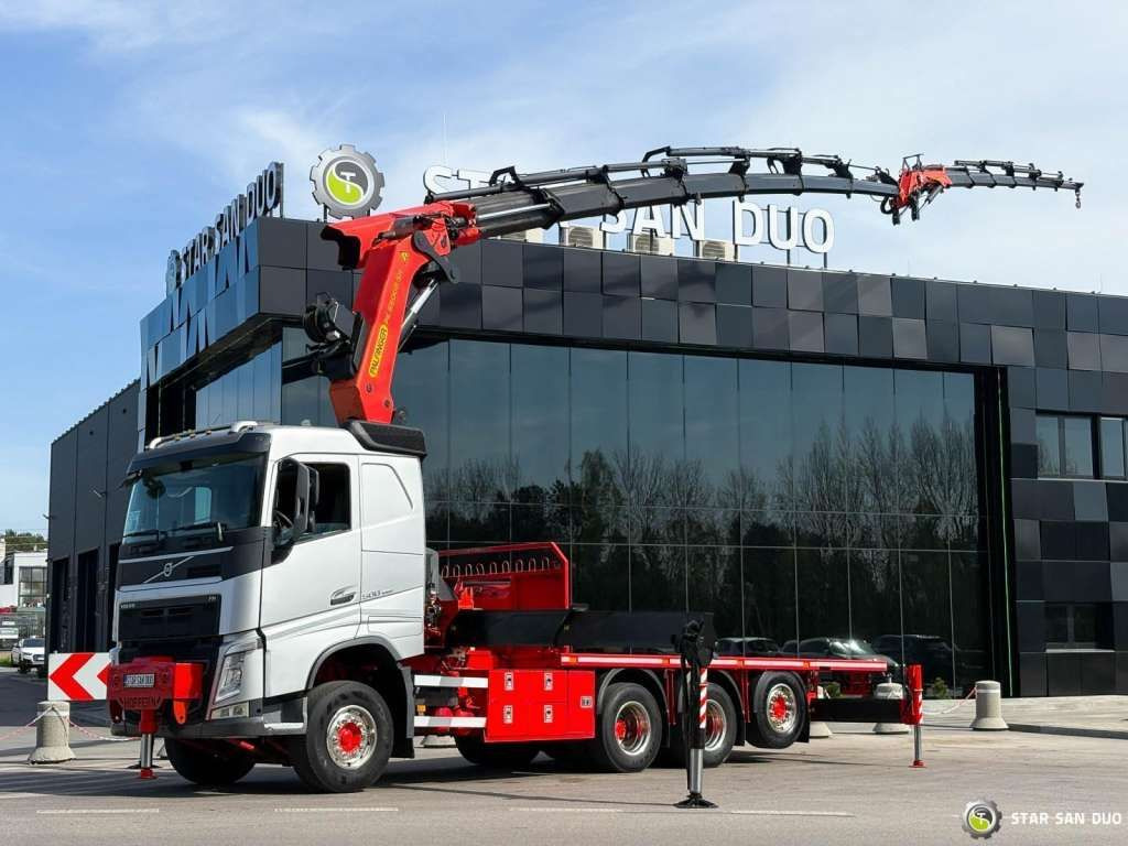 Volvo FH 500 8x4*4 PK65002 Fly JIB Crane 7456 h Winch - Vilcējs: foto 1 Volvo FH 500 8x4*4 PK65002 Fly JIB Crane 7456 h Winch - Vilcējs: foto 1