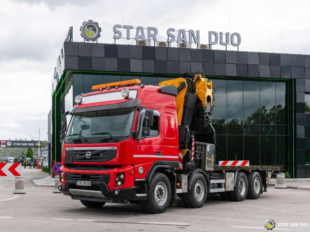 Volvo FMX 500 8x2 Effer 585 Fly Jib Winch Crane Kran - Kravas auto ar manipulatoru: foto 4 Volvo FMX 500 8x2 Effer 585 Fly Jib Winch Crane Kran - Kravas auto ar manipulatoru: foto 4