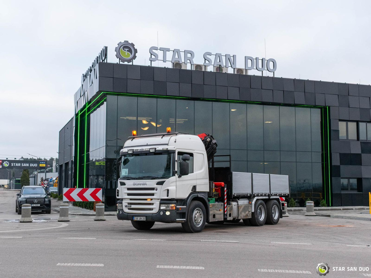 - Kravas auto ar manipulatoru: foto 3 - Kravas auto ar manipulatoru: foto 3