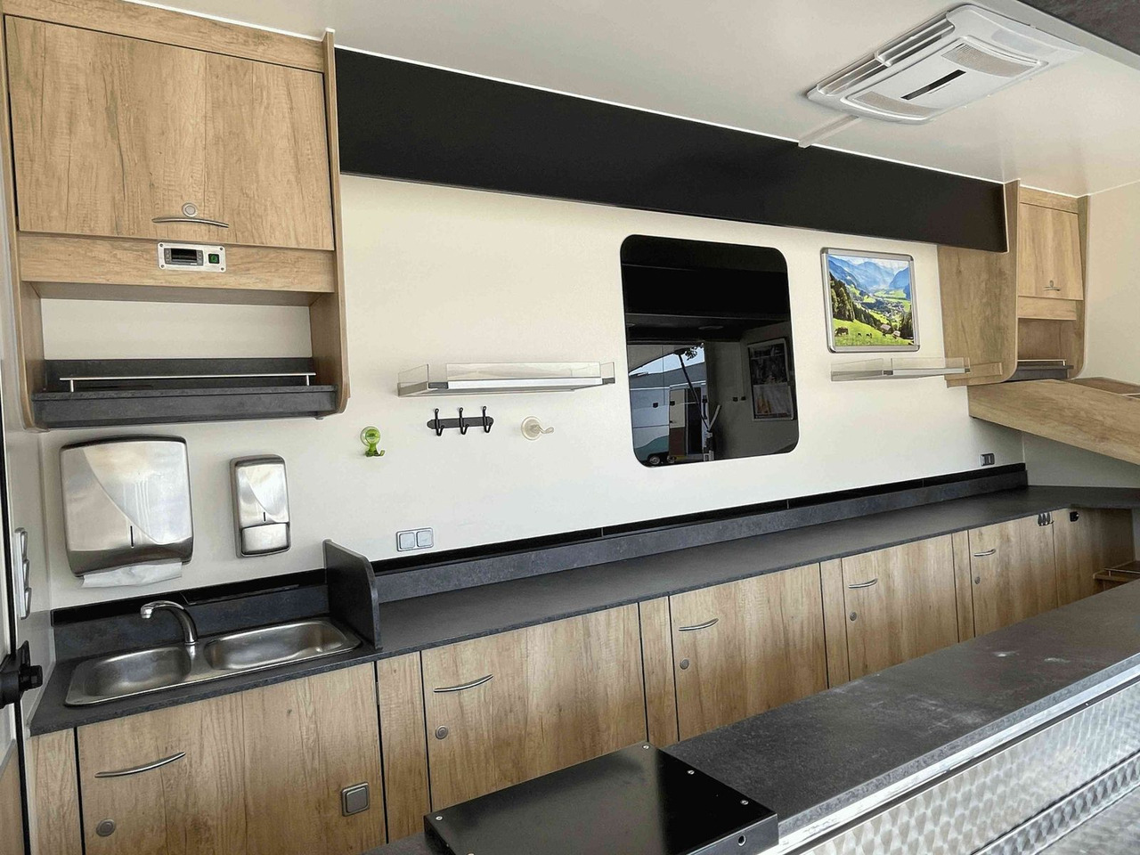 Fiat Ducato - Tirdzniecības kravas automašīna: foto 5 Fiat Ducato - Tirdzniecības kravas automašīna: foto 5