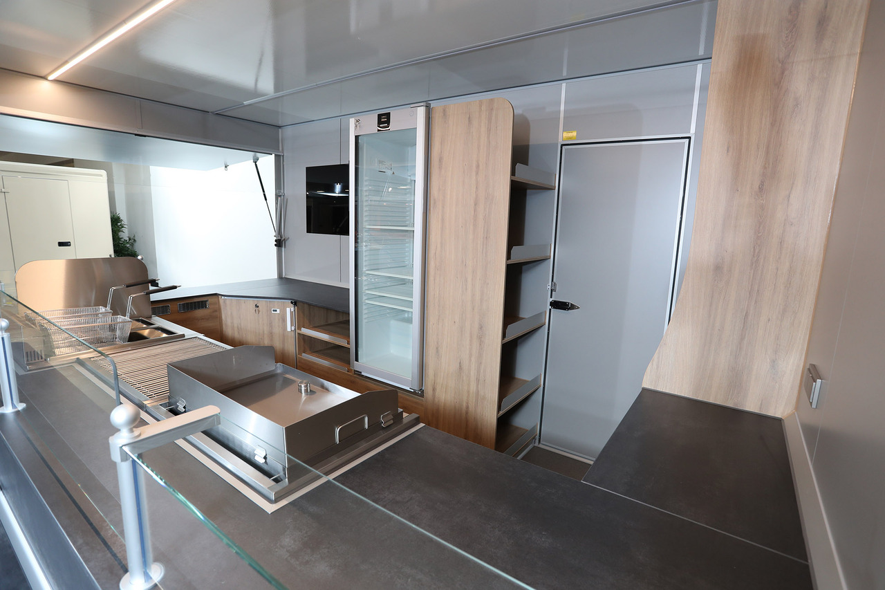 Mobil BORCO HÖHNS - Tirdzniecības kravas automašīna: foto 3 Mobil BORCO HÖHNS - Tirdzniecības kravas automašīna: foto 3