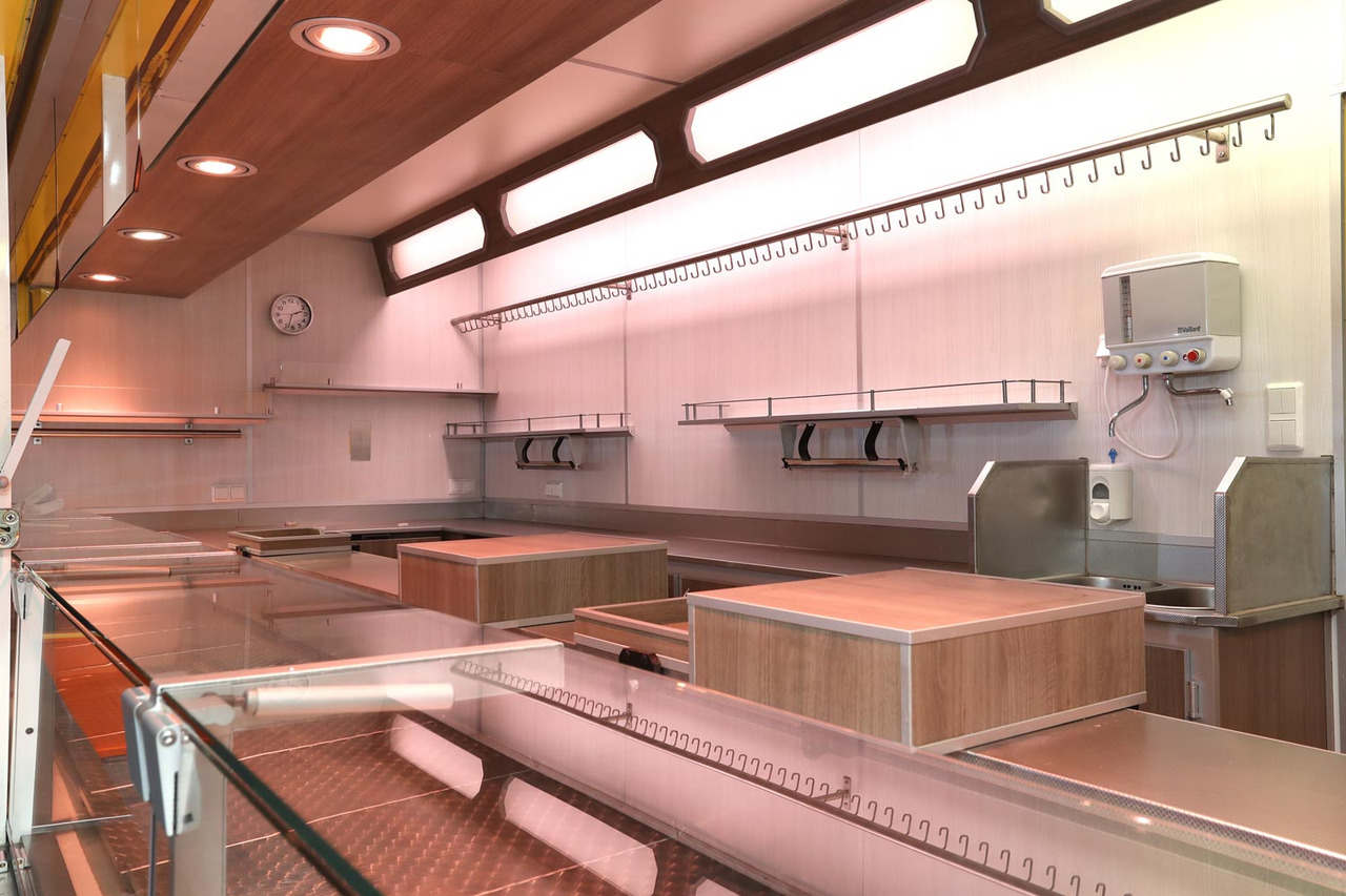 Wochenmarktmobil Esselmann - Tirdzniecības kravas automašīna: foto 3 Wochenmarktmobil Esselmann - Tirdzniecības kravas automašīna: foto 3