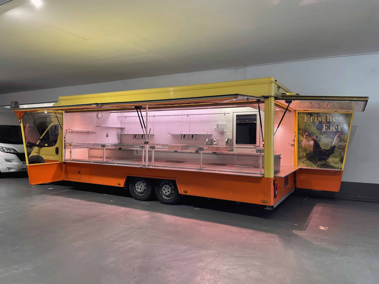 Wochenmarktmobil Esselmann - Tirdzniecības kravas automašīna: foto 1 Wochenmarktmobil Esselmann - Tirdzniecības kravas automašīna: foto 1