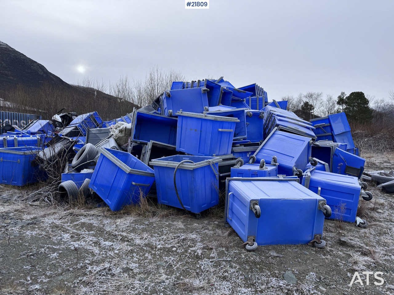 Blå plastkopper Blå Plastkopper - Instrument/ Aprīkojums: foto 2 Blå plastkopper Blå Plastkopper - Instrument/ Aprīkojums: foto 2