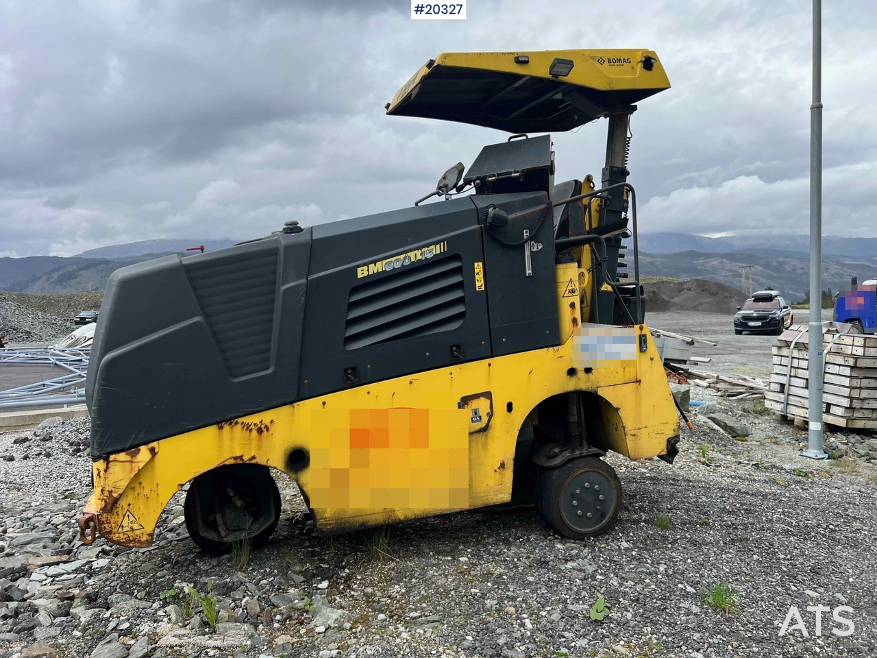 Bomag BM600/15 - Asfalta ieklāšanas tehnika: foto 4 Bomag BM600/15 - Asfalta ieklāšanas tehnika: foto 4