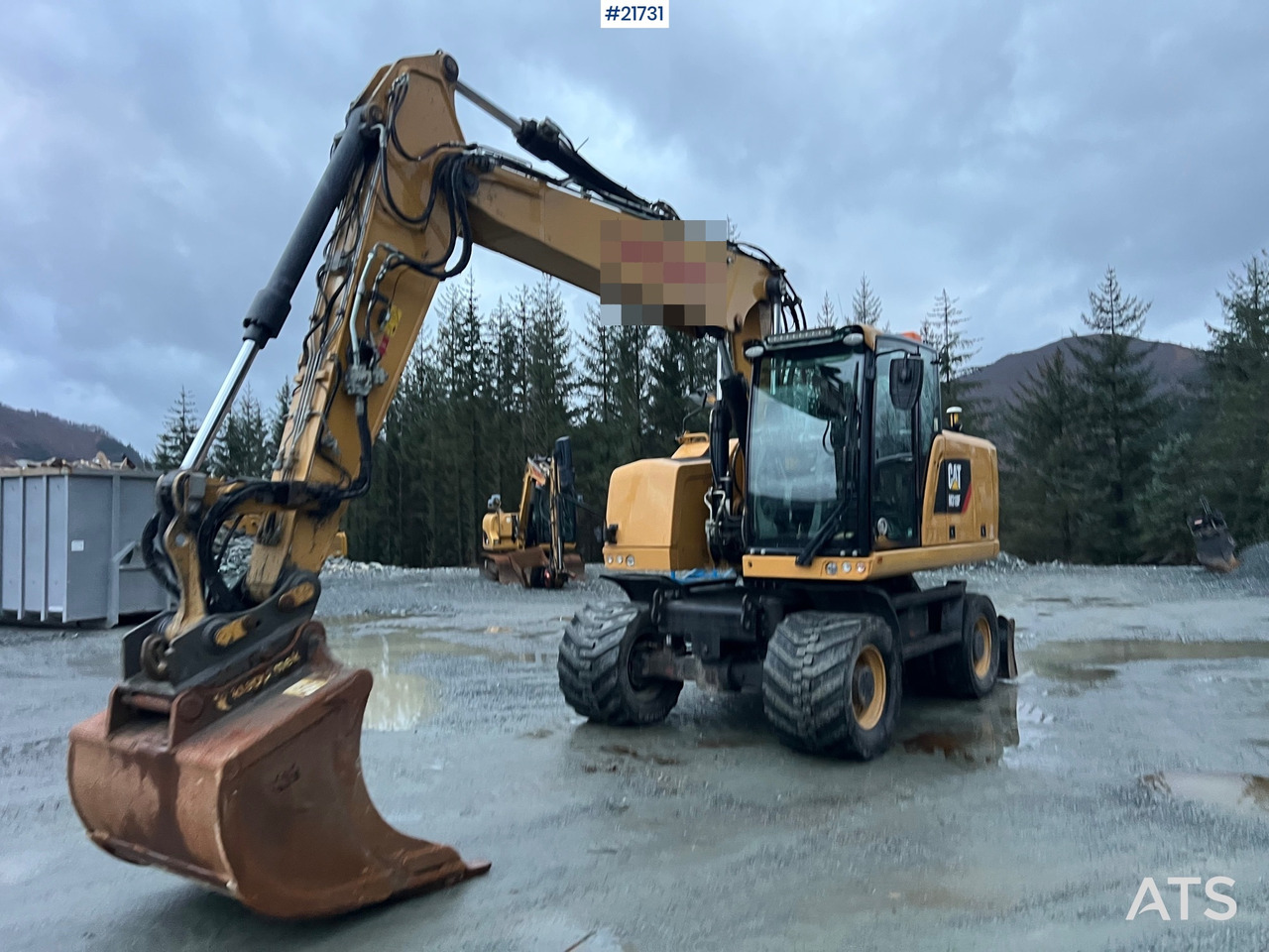 CAT M318F Hjulmaskin m/ oilquick og tannskuffe - Riteņu ekskavators: foto 3 CAT M318F Hjulmaskin m/ oilquick og tannskuffe - Riteņu ekskavators: foto 3
