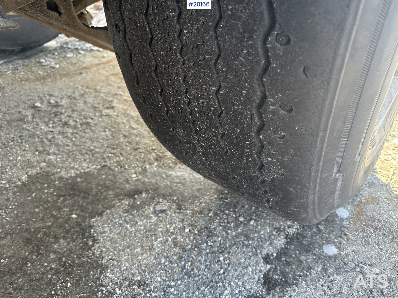 Puspiekabe pašizgāzējs Carnehl 3 akslet tippsemi: foto 17