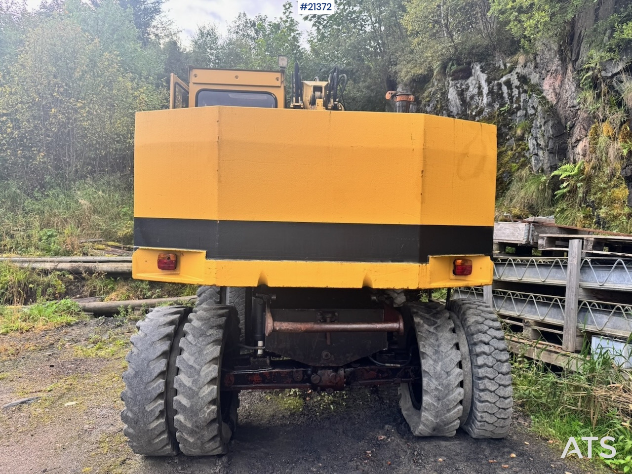 Caterpillar 212B - Riteņu ekskavators: foto 4 Caterpillar 212B - Riteņu ekskavators: foto 4