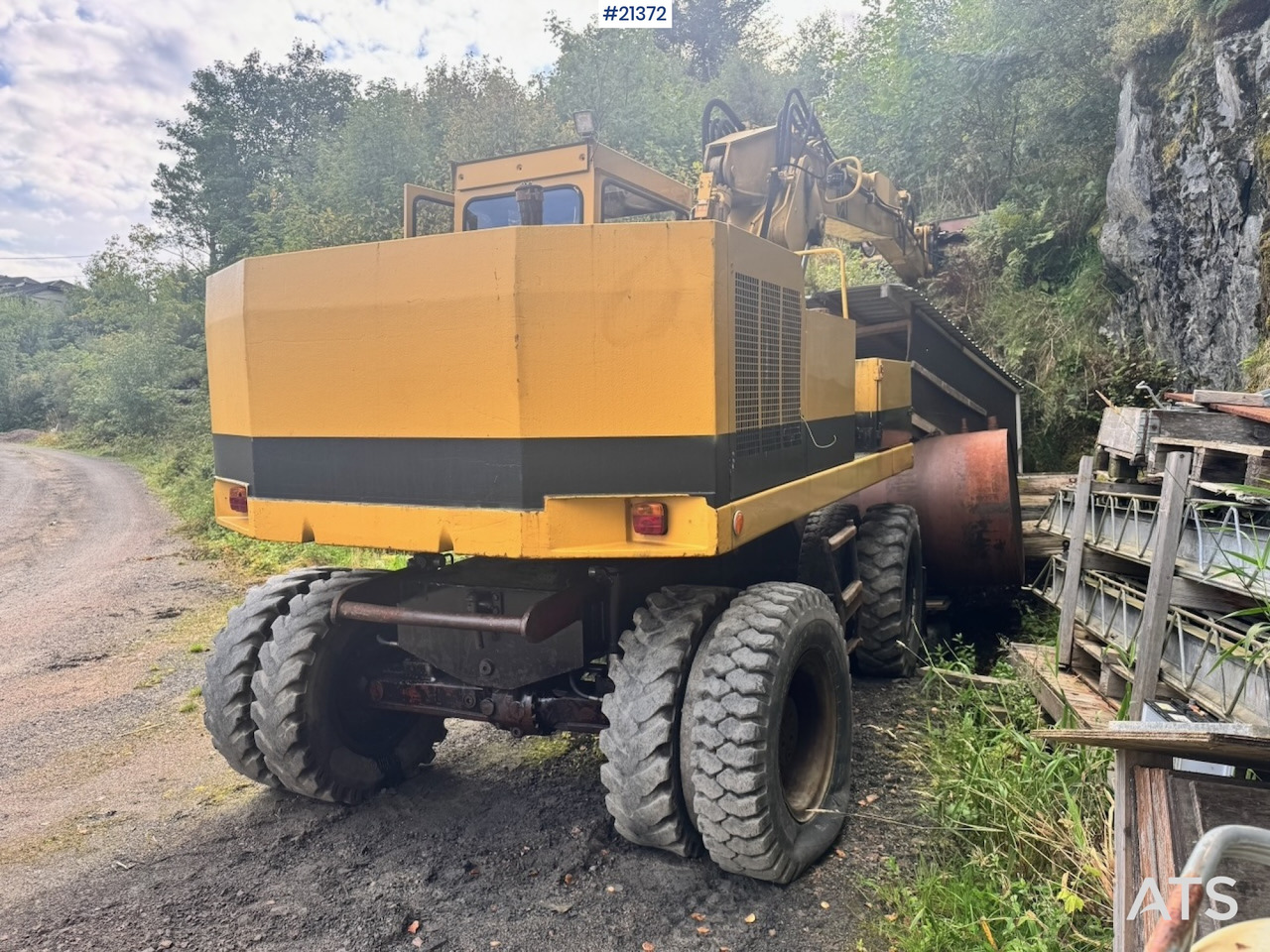 Caterpillar 212B - Riteņu ekskavators: foto 5 Caterpillar 212B - Riteņu ekskavators: foto 5