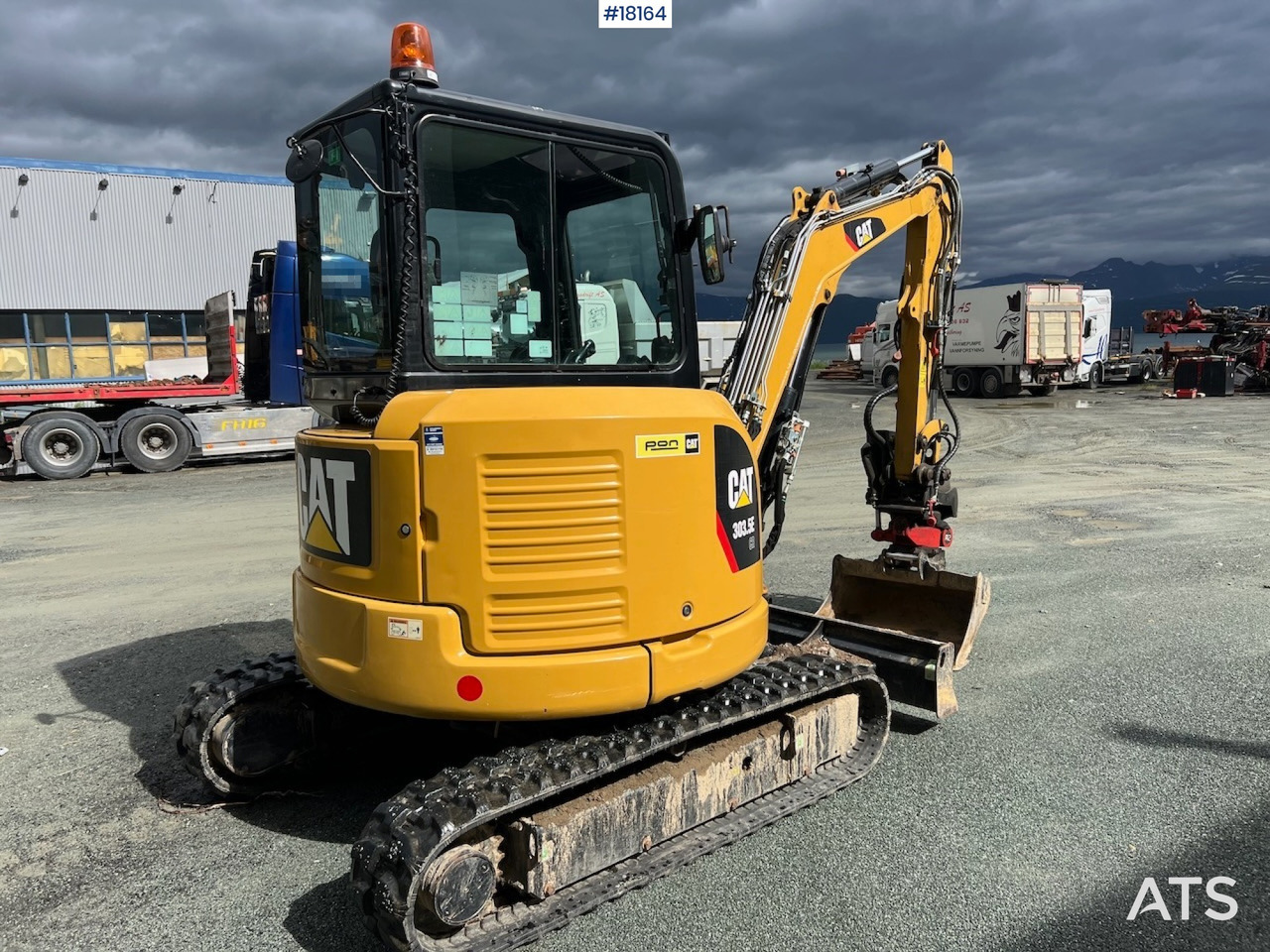 Caterpillar 303.5ECR - Ekskavators: foto 5 Caterpillar 303.5ECR - Ekskavators: foto 5