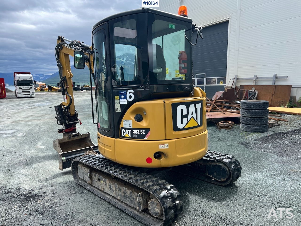 Caterpillar 303.5ECR - Ekskavators: foto 3 Caterpillar 303.5ECR - Ekskavators: foto 3