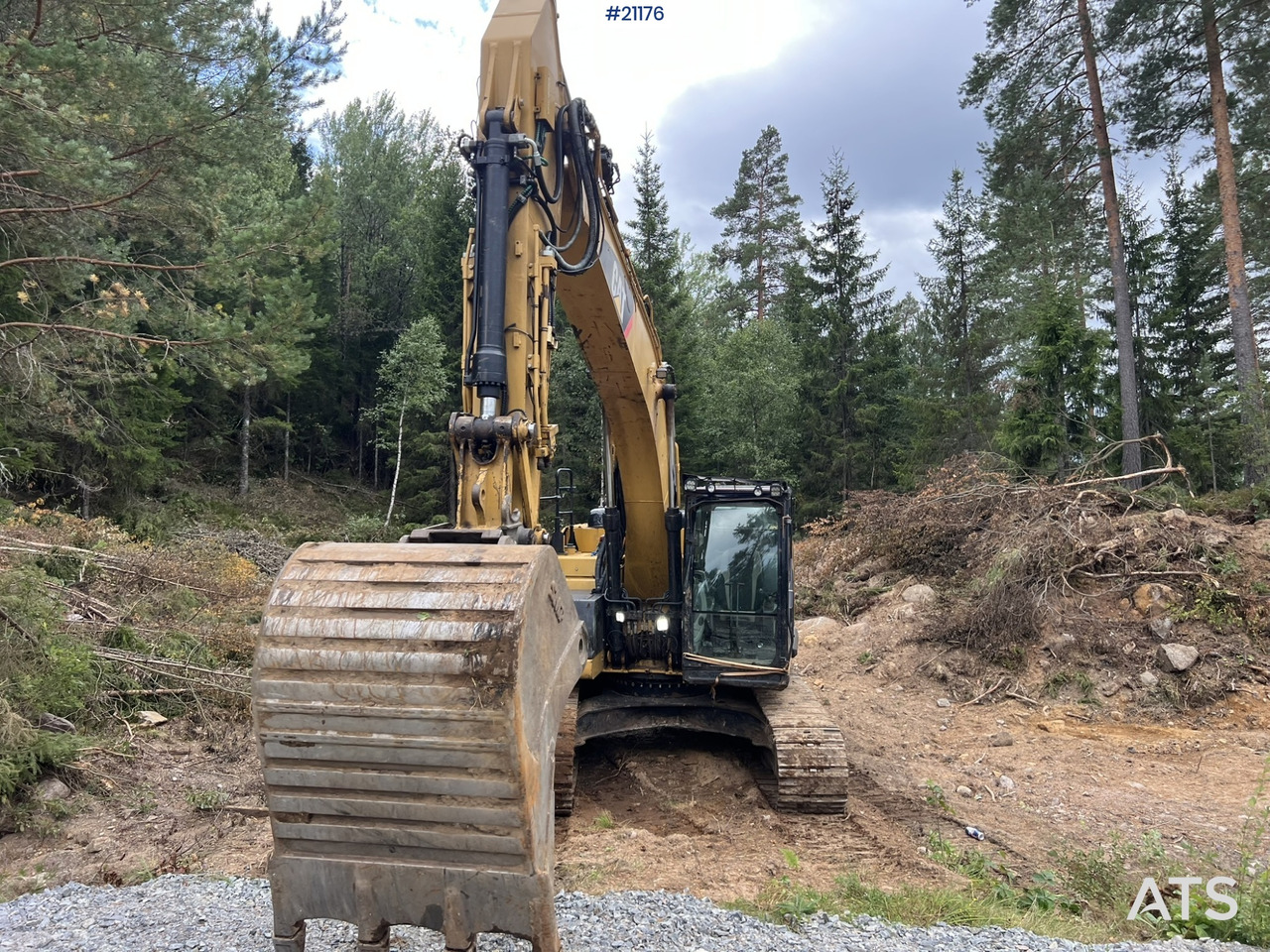 Caterpillar 320 ELRR gravemaskin m/ tannskuffe SE VIDEO - Kāpurķēžu ekskavators: foto 3 Caterpillar 320 ELRR gravemaskin m/ tannskuffe SE VIDEO - Kāpurķēžu ekskavators: foto 3
