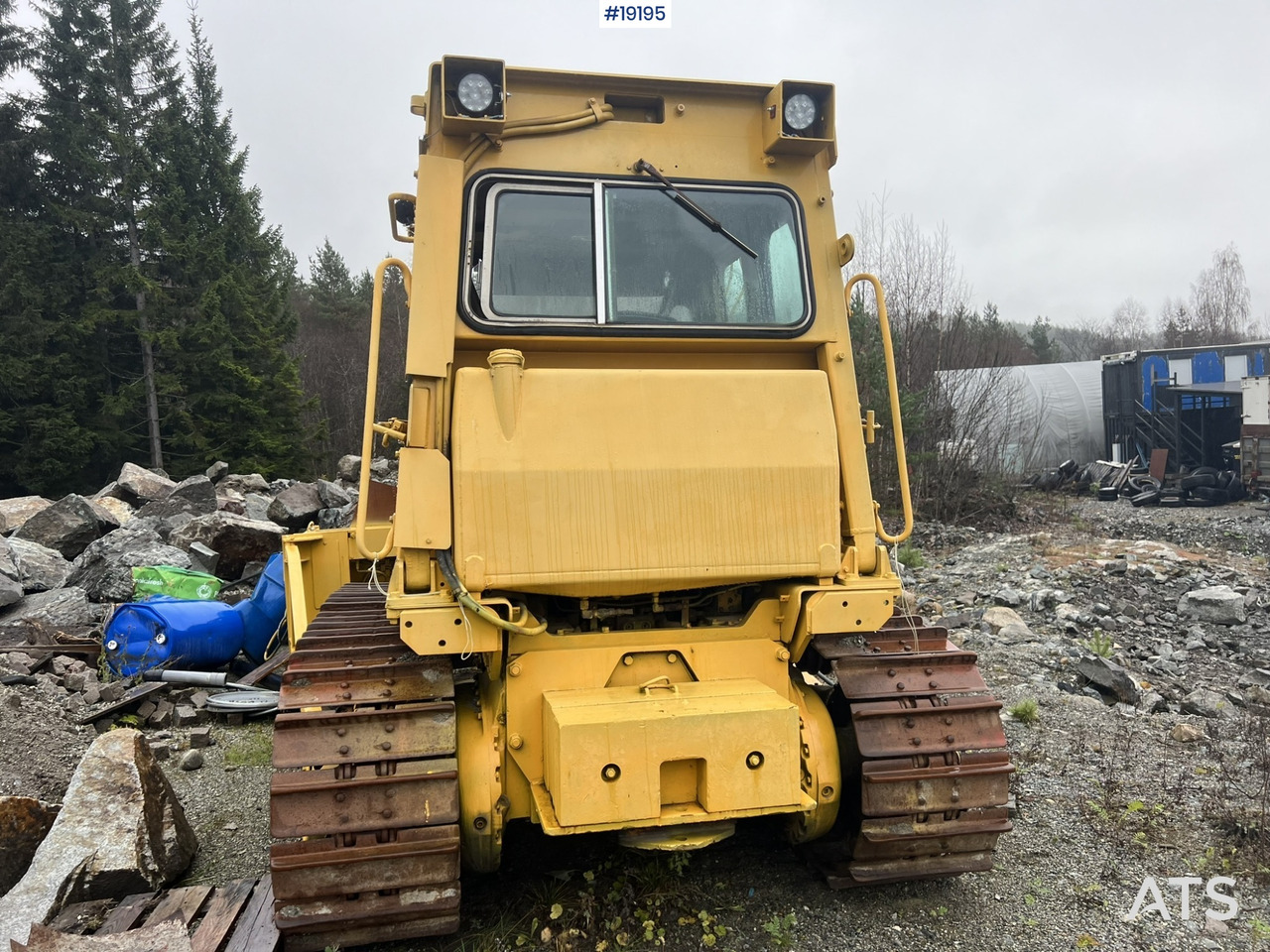 Caterpillar D5B - Buldozers: foto 2 Caterpillar D5B - Buldozers: foto 2
