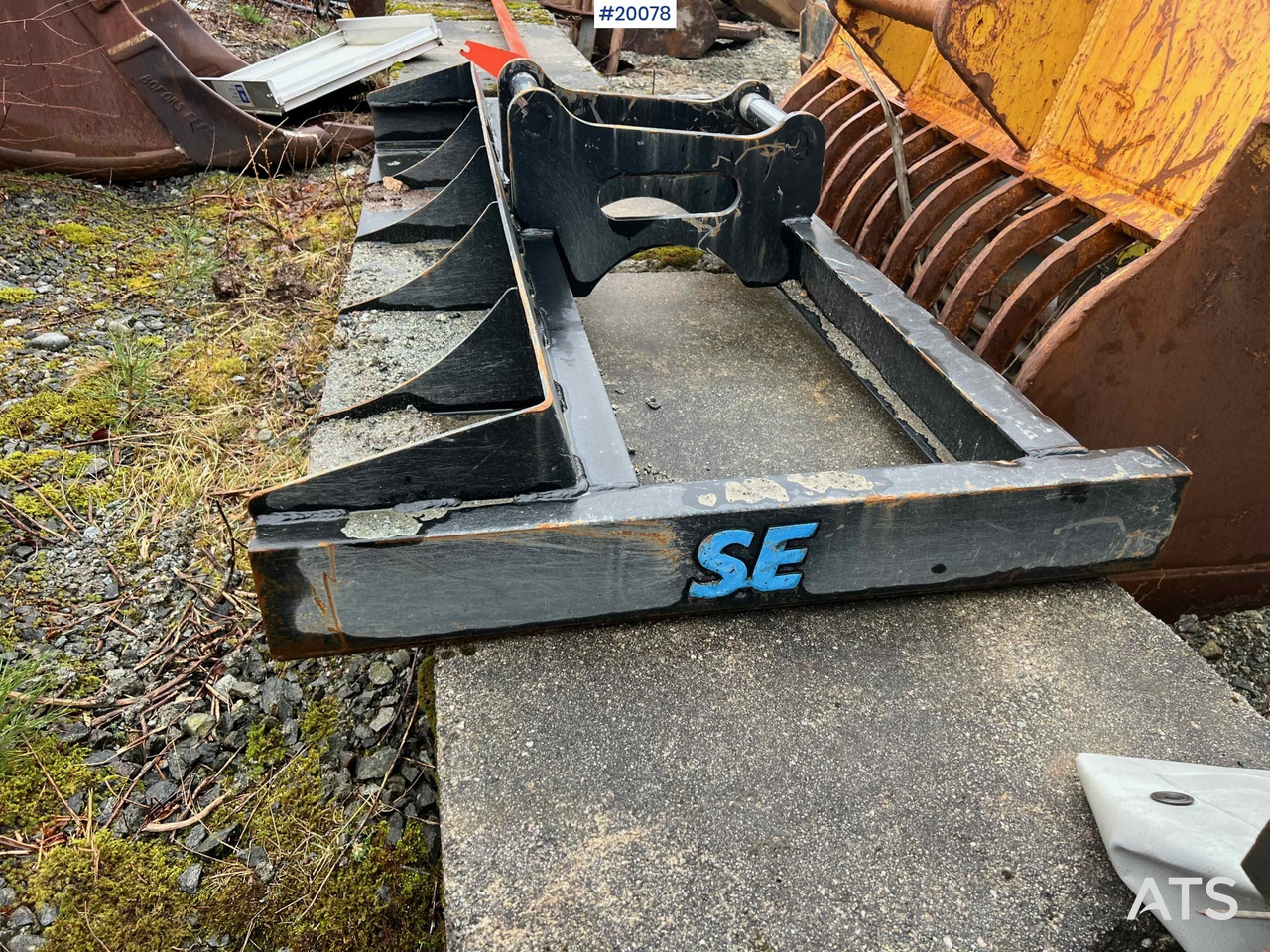 SE Equipment Sweden Avrettingbjelke - Celtniecības tehnika: foto 4 SE Equipment Sweden Avrettingbjelke - Celtniecības tehnika: foto 4