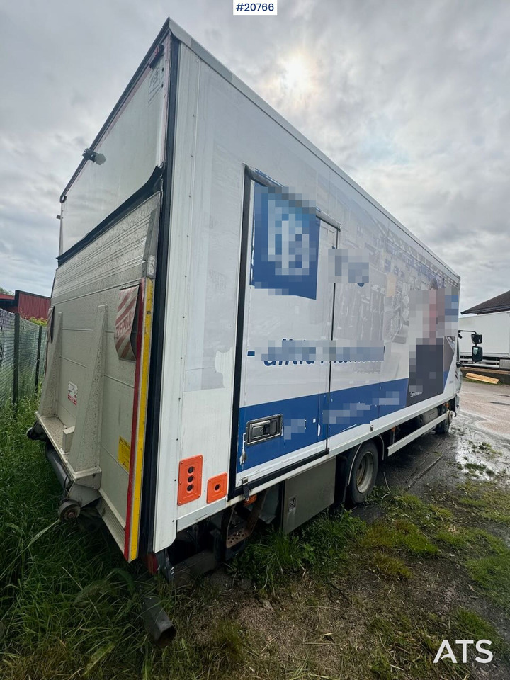 DAF LF 210 - Kravas automašīna ar slēgto virsbūvi: foto 4 DAF LF 210 - Kravas automašīna ar slēgto virsbūvi: foto 4