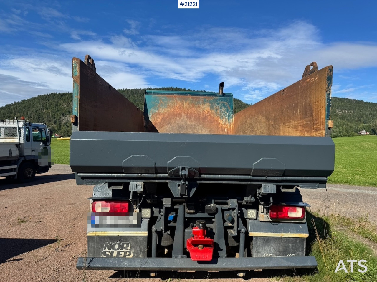 DAF XF 105.460 - Kravas automašīna pašizgāzējs: foto 5 DAF XF 105.460 - Kravas automašīna pašizgāzējs: foto 5