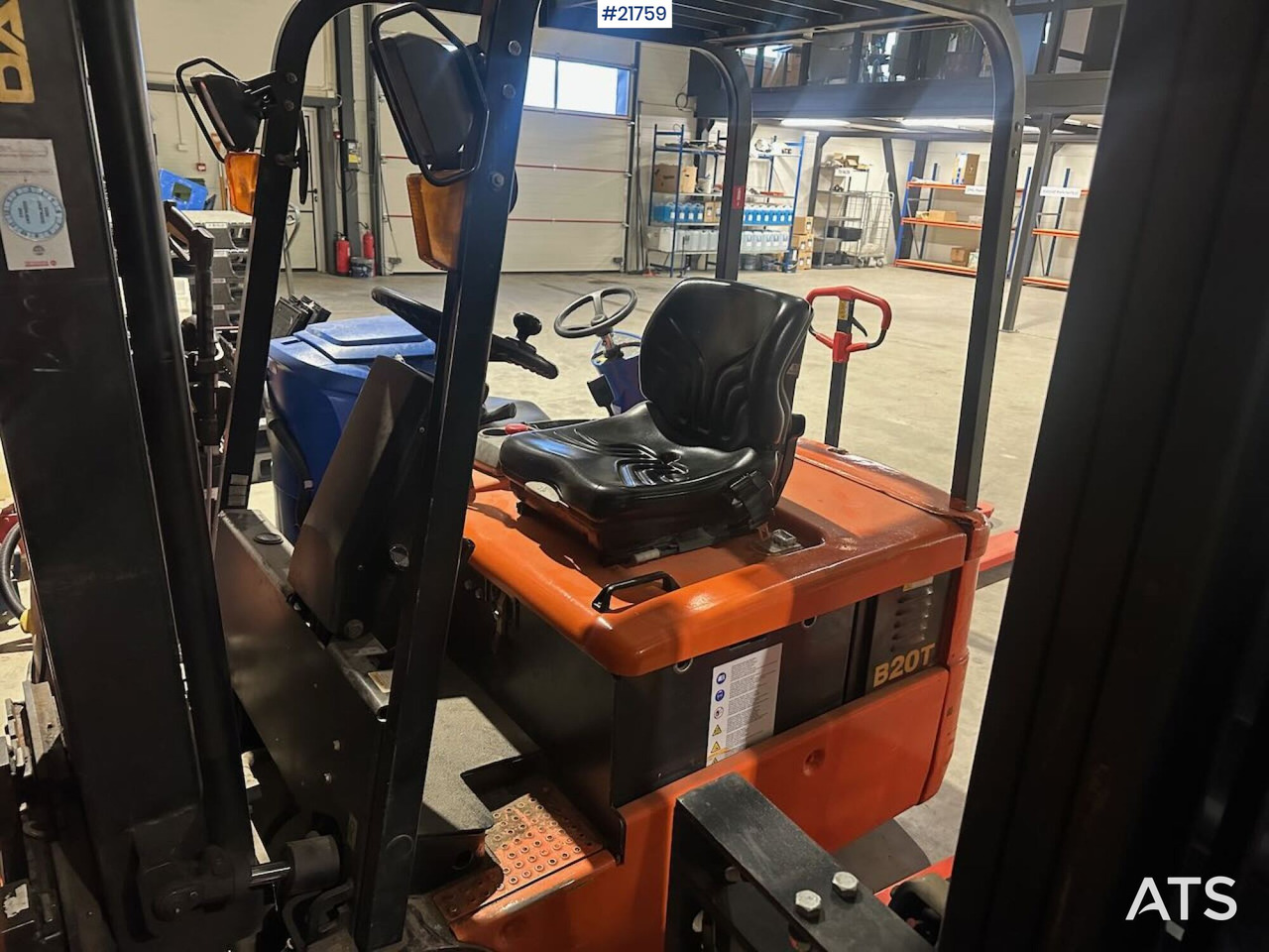 Daewoo B20T truck m/ 4,5 m løftehøyde - Puspiekabe zema profila platforma: foto 5 Daewoo B20T truck m/ 4,5 m løftehøyde - Puspiekabe zema profila platforma: foto 5