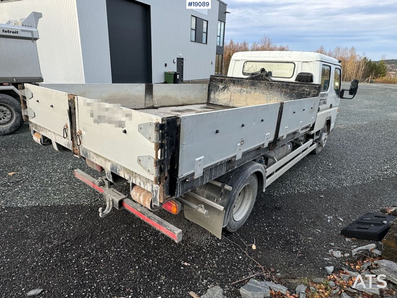 Fuso Canter - Pacēlājs ar āķi: foto 5 Fuso Canter - Pacēlājs ar āķi: foto 5