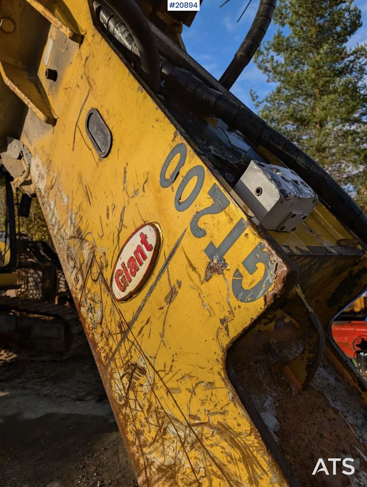 Giant 2009 GIANT GT200 pigghammer m/ KM3 feste. - Hidrauliskais āmurs - Celtniecības tehnika: foto 2 Giant 2009 GIANT GT200 pigghammer m/ KM3 feste. - Hidrauliskais āmurs - Celtniecības tehnika: foto 2