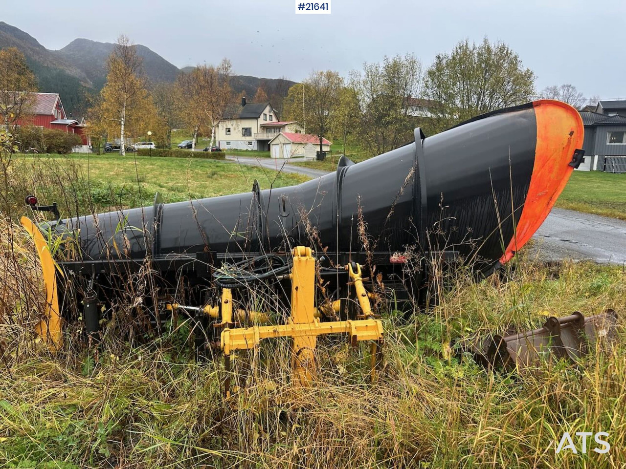 Gmill 2001 Gmill HDA 265 plog - Sniega arkls: foto 3 Gmill 2001 Gmill HDA 265 plog - Sniega arkls: foto 3