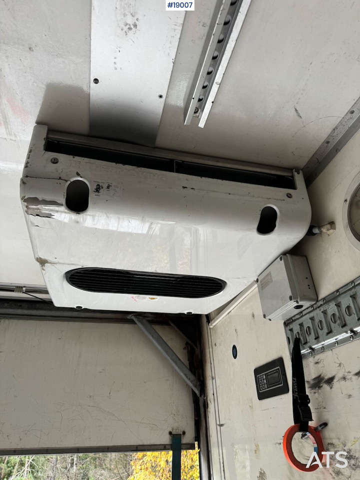 Puspiekabe refrižerators HFR skapsemi: foto 20