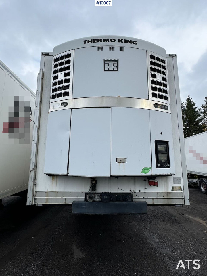 Puspiekabe refrižerators HFR skapsemi: foto 10